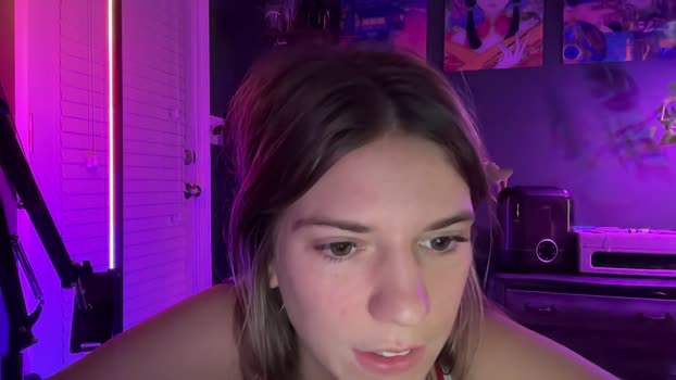 oliviahansleyy Naked Webcam SHOW @ Chaturbate 04-01-2025