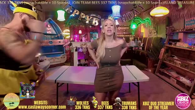 bigbananamilfshake lick Webcam SHOW @ Chaturbate 05-01-2025