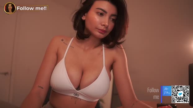 letiziafulkers1 yummy Webcam SHOW @ Chaturbate 05-01-2025