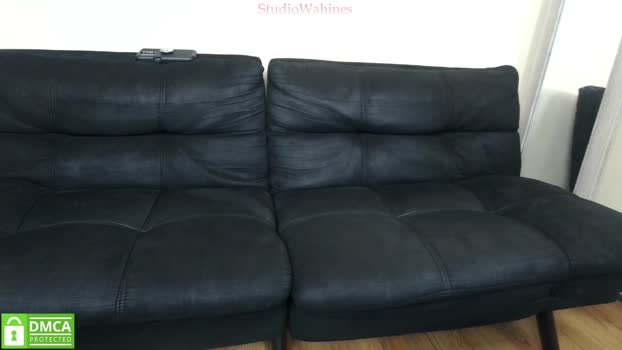 studiowahines suck Webcam SHOW @ Chaturbate 06-01-2025