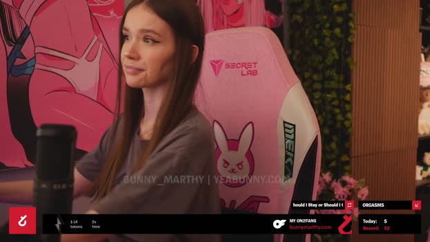 bunny_marthy lickpussy Webcam SHOW @ Chaturbate 10-01-2025