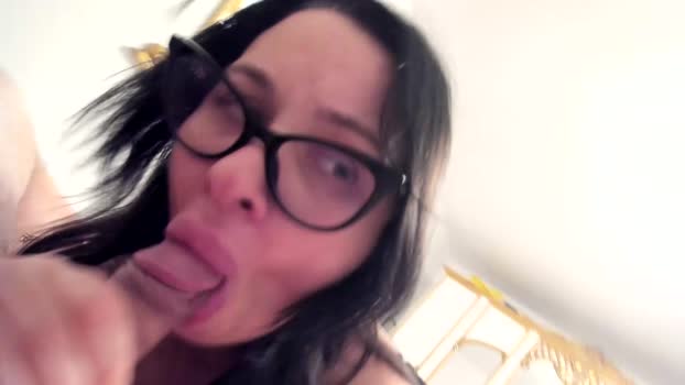 fuckable_one Cam Webcam SHOW @ Chaturbate 12-01-2025