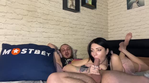hotcoupleee2020 legs Webcam SHOW @ Chaturbate 13-01-2025
