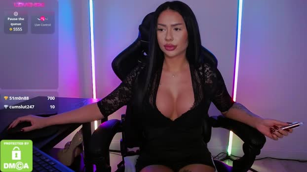 mishablueee kiss Webcam SHOW @ Chaturbate 13-01-2025