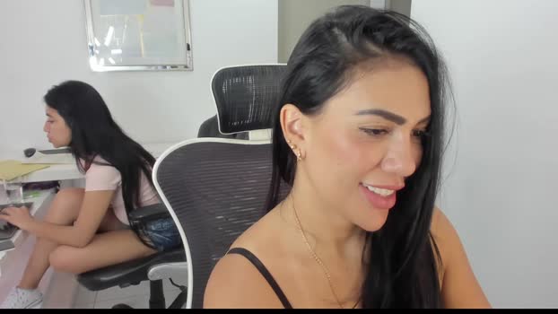 emillybrowm strip Webcam SHOW @ Chaturbate 15-01-2025