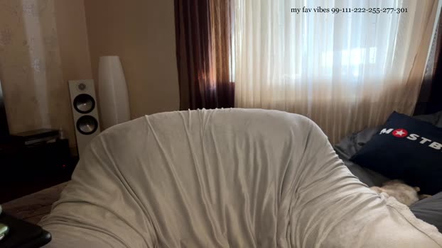 cute_siberian_girl kiss Webcam SHOW @ Chaturbate 19-01-2025