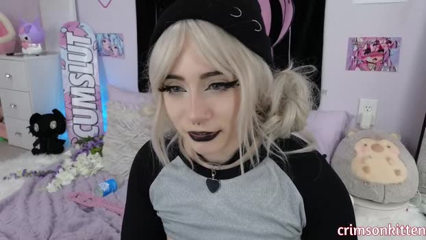 crimsonkitten lickpussy Webcam SHOW @ Chaturbate 19-01-2025