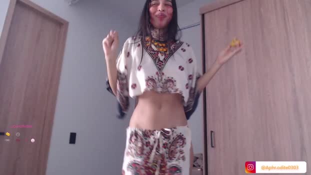 nikol_je prettyface Webcam SHOW @ Chaturbate 19-01-2025