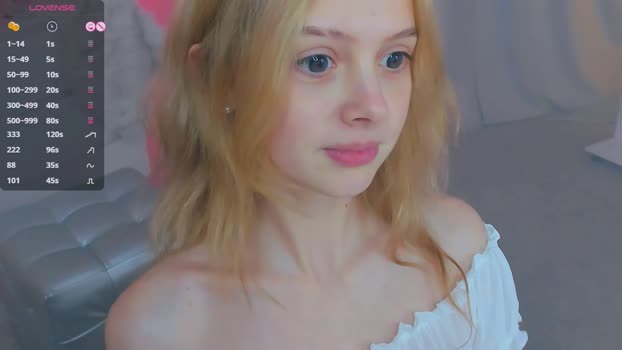 little_anitta strip Webcam SHOW @ Chaturbate 23-01-2025