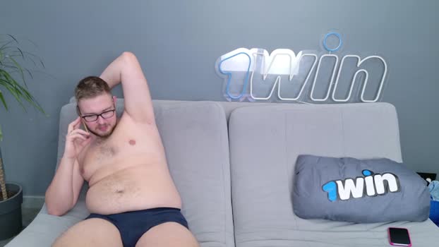 ksenyahot suckshow Webcam SHOW @ Chaturbate 25-01-2025