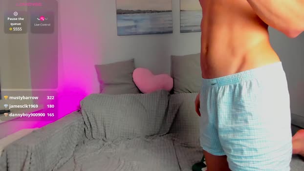 wladilia lickpussy Webcam SHOW @ Chaturbate 24-01-2025