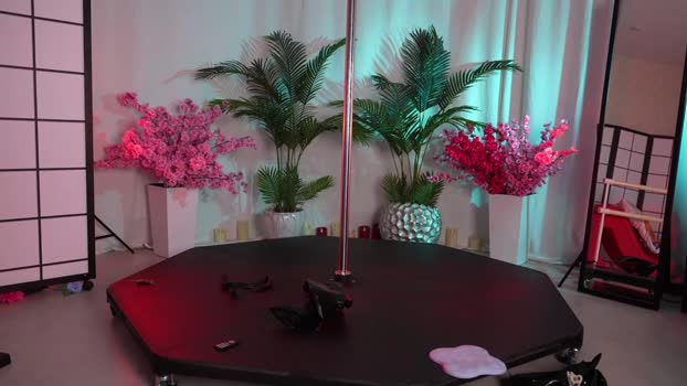 kittycaitlin Topless Webcam SHOW @ Chaturbate 25-01-2025