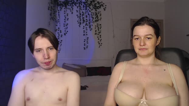 hello_imkitty suckshow Webcam SHOW @ Chaturbate 30-01-2025