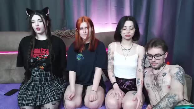_capybara0_0 toys Webcam SHOW @ Chaturbate 04-02-2025