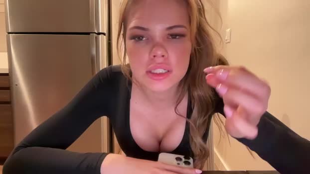 realjadebri bigboobs Webcam SHOW @ Chaturbate 03-02-2025