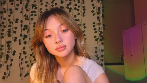baby_adele big Webcam SHOW @ Chaturbate 04-02-2025