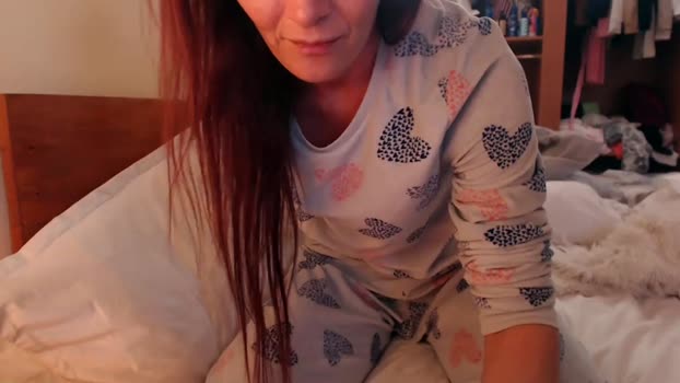 andrasweetie fingers Webcam SHOW @ Chaturbate 11-02-2025