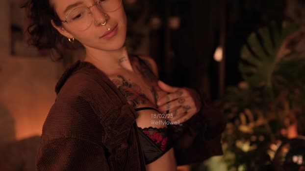 effylowell_ orgasm Webcam SHOW @ Chaturbate 18-02-2025