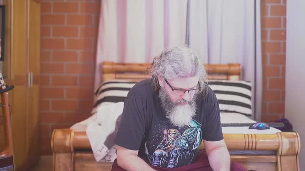 cheeseburgerjesus big Webcam SHOW @ Chaturbate 19-02-2025