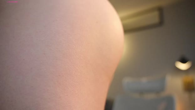 milablum legs Webcam SHOW @ Chaturbate 26-02-2025