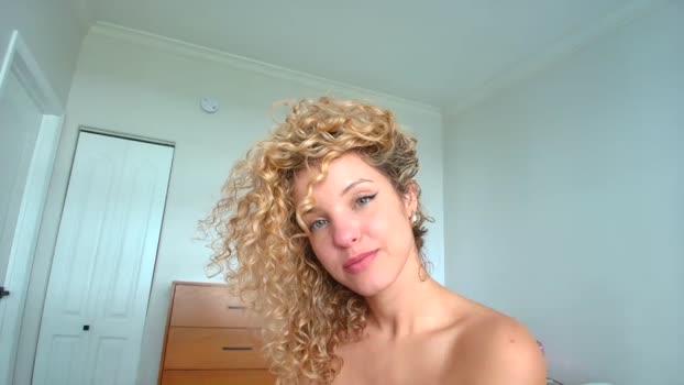 theislandgirl Webcam Webcam SHOW @ Chaturbate 26-02-2025