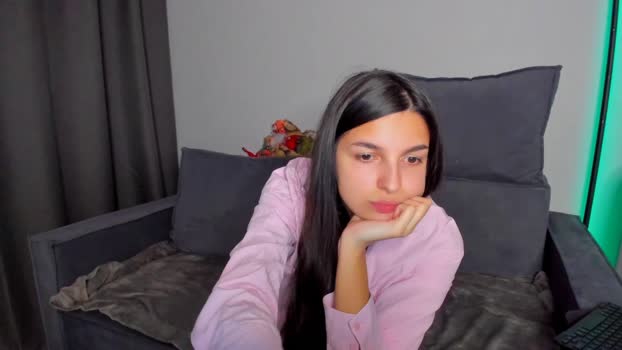 gabri_baby kissing Webcam SHOW @ Chaturbate 01-03-2025