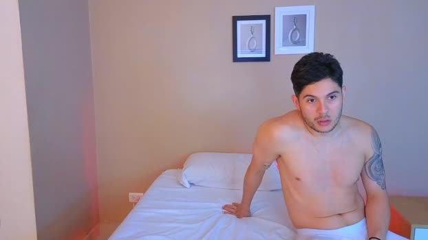 mr_danni_ striptease Webcam SHOW @ Chaturbate 03-03-2025