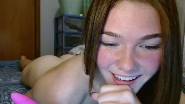 aliii1123 fuckass Webcam SHOW @ Chaturbate 05-03-2025
