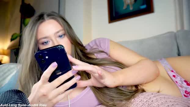 x_lily_x fingering Webcam SHOW @ Chaturbate 05-03-2025