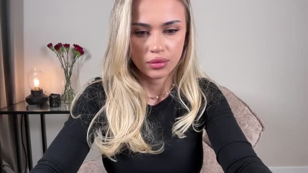 julia_rle beauty Webcam SHOW @ Chaturbate 06-03-2025