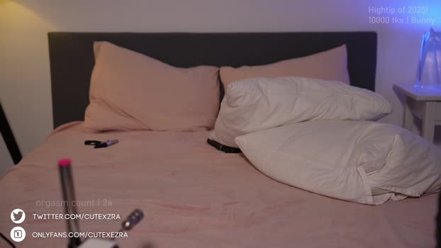ezra playtime Webcam SHOW @ Chaturbate 10-03-2025