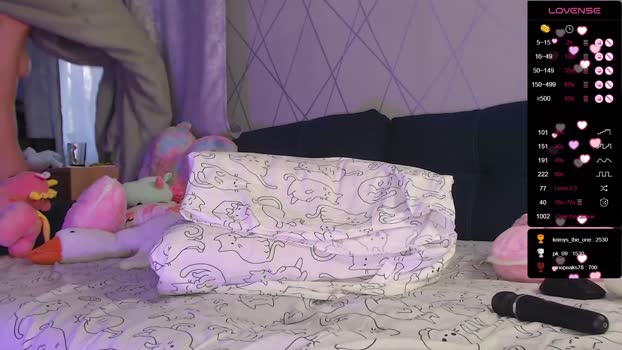queen_kitty1818 striptease Webcam SHOW @ Chaturbate 11-03-2025