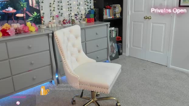 vegas_romance sexyfeet Webcam SHOW @ Chaturbate 12-03-2025