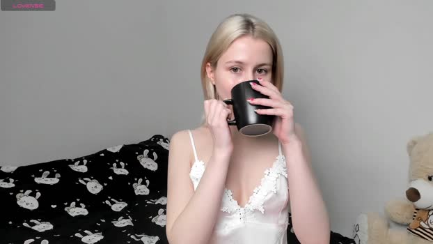 hi_popsy bigcock Webcam SHOW @ Chaturbate 19-03-2025