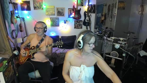 win2win sexybody Webcam SHOW @ Chaturbate 28-03-2025