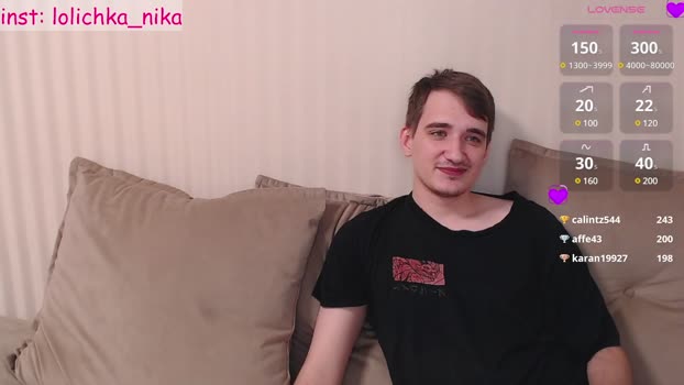 white_boo fingering Webcam SHOW @ Chaturbate 31-03-2025
