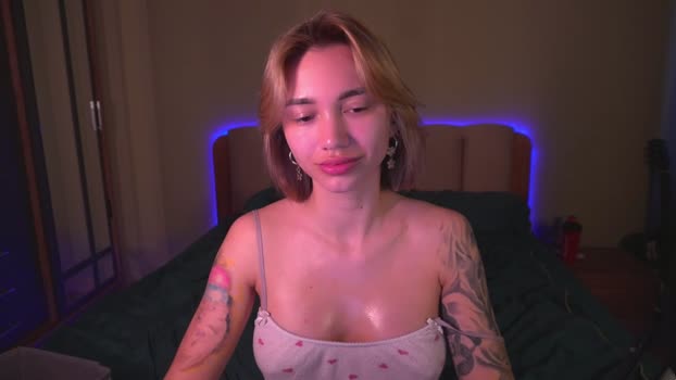 teona_amore lick Webcam SHOW @ Chaturbate 02-04-2025