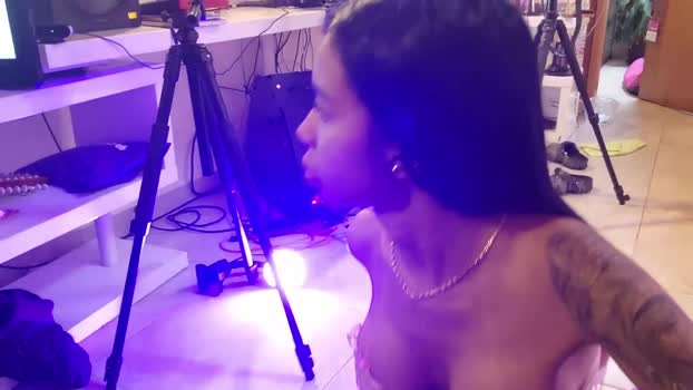 cheeseburgerjesus big Webcam SHOW @ Chaturbate 02-04-2025