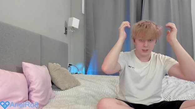 ariel_rouse beautiful Webcam SHOW @ Chaturbate 04-04-2025
