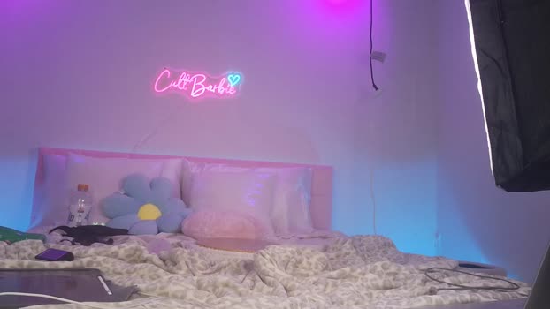 cult_barbie93 toys Webcam SHOW @ Chaturbate 10-04-2025