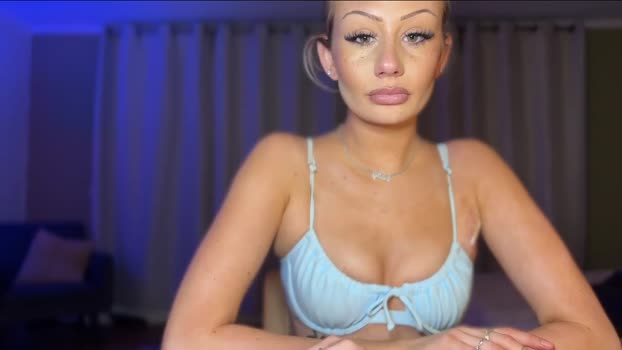 daisyy888 suckshow Webcam SHOW @ Chaturbate 10-04-2025