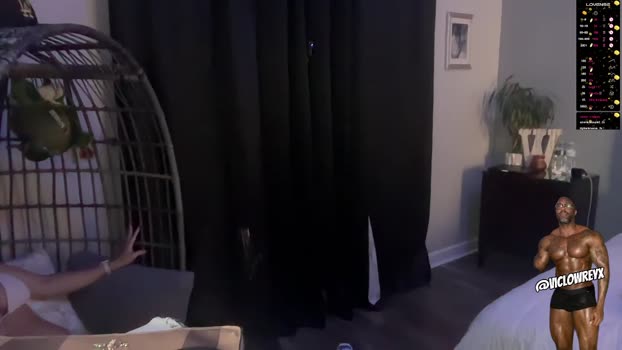 sadierw yummy Webcam SHOW @ Chaturbate 24-04-2025