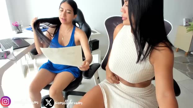 emillybrowm strip Webcam SHOW @ Chaturbate 24-04-2025