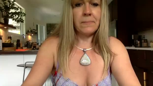 lilmissspanks lush Webcam SHOW @ Chaturbate 07-05-2025