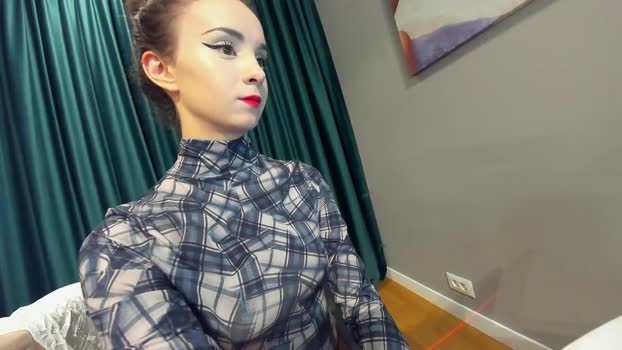 ehotlovea show Webcam SHOW @ Chaturbate 10-05-2025