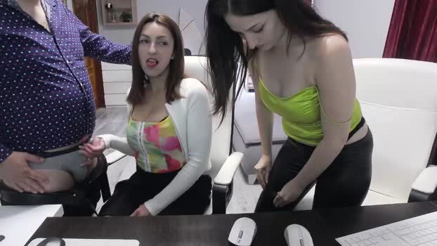 cute00kiara wet Webcam SHOW @ Chaturbate 15-05-2025