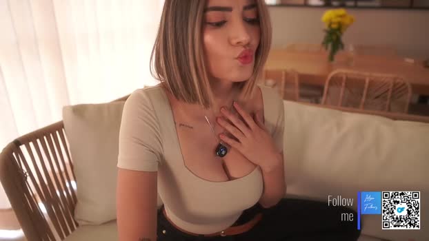 letiziafulkers1 fuckass Webcam SHOW @ Chaturbate 23-05-2025