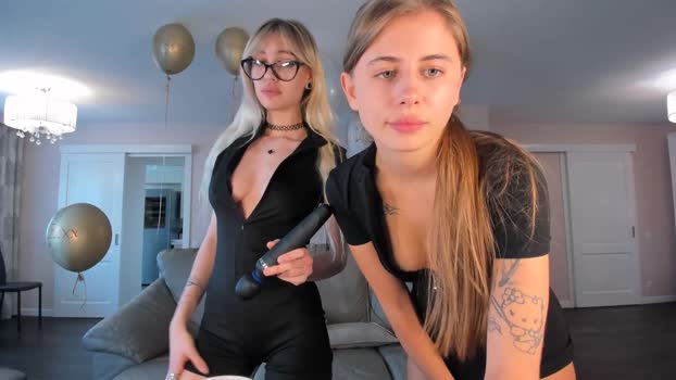 sexxxsirens bigtoys Webcam SHOW @ Chaturbate 24-05-2025