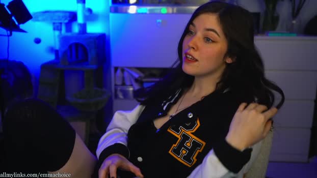 emmachoice amateur Webcam SHOW @ Chaturbate 28-05-2025