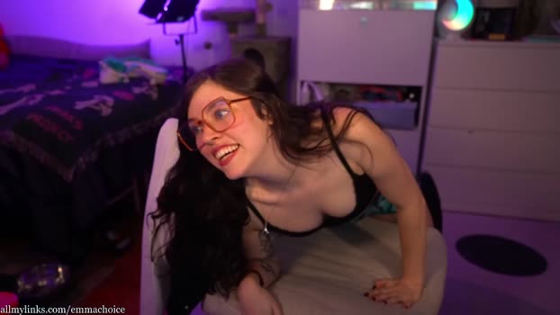 emmachoice deepthroat Webcam SHOW @ Chaturbate 03-06-2025